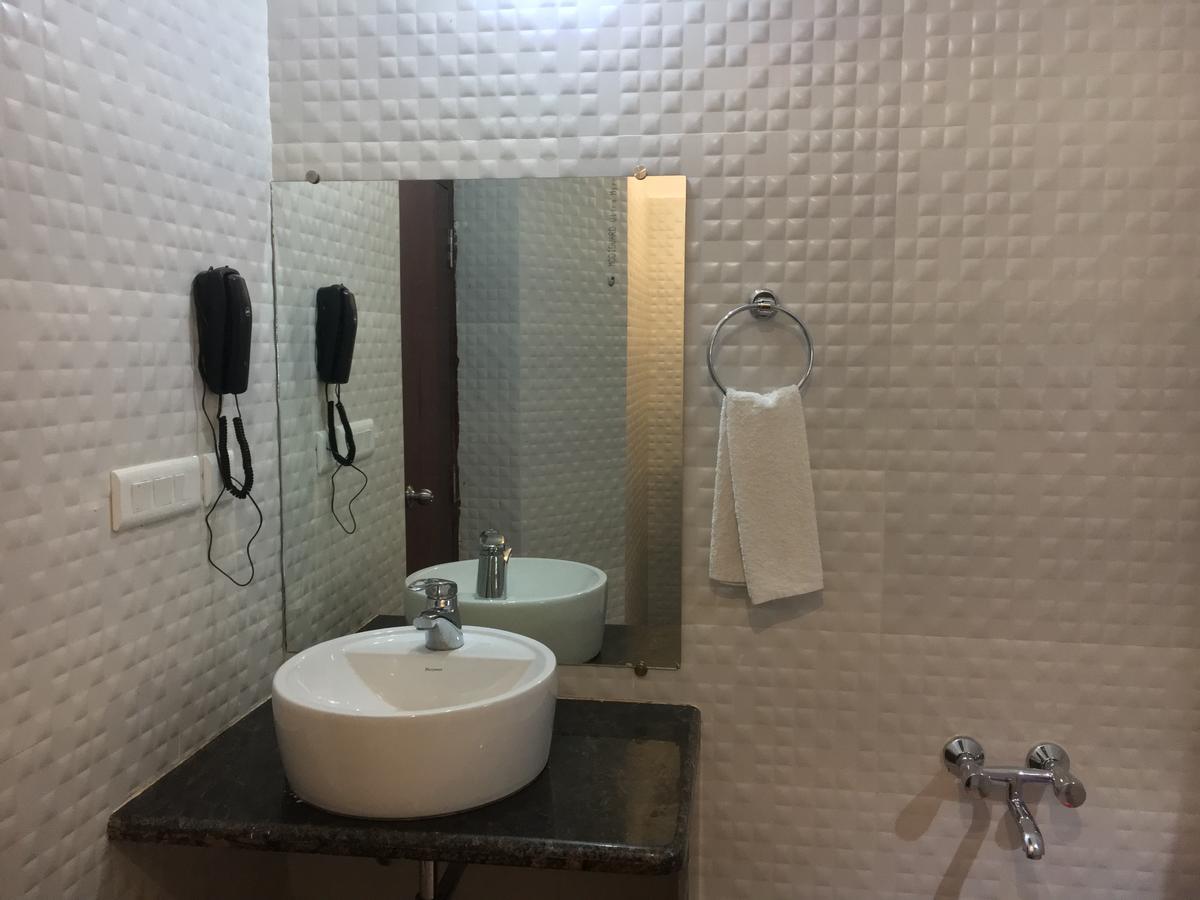 Indo Hokke Hotel Rājgīr Exteriör bild